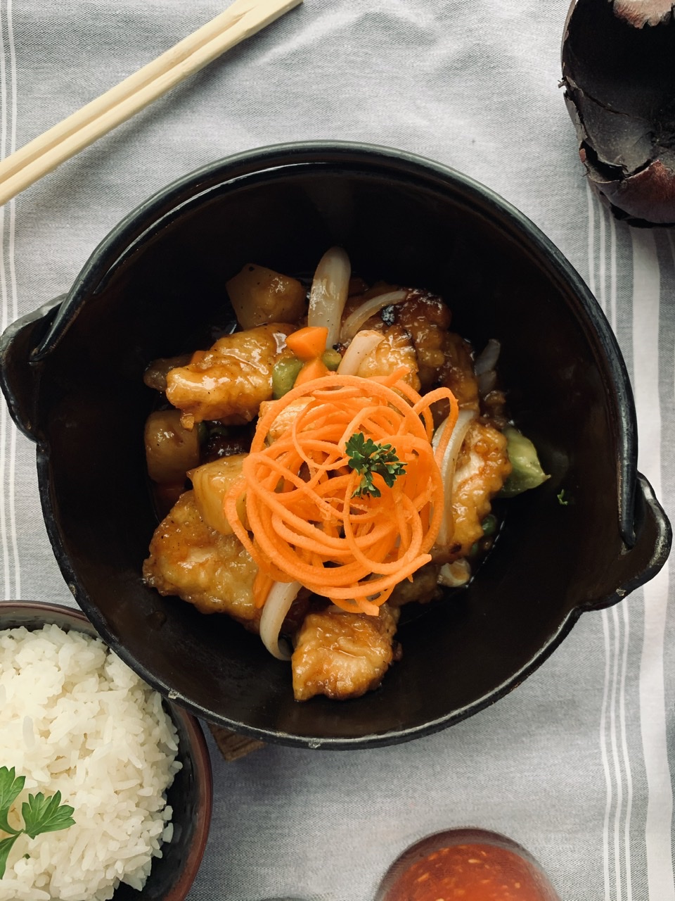 Order Orange Chicken Entree food online from Hands On Thai & Sushi store, Chicago on bringmethat.com