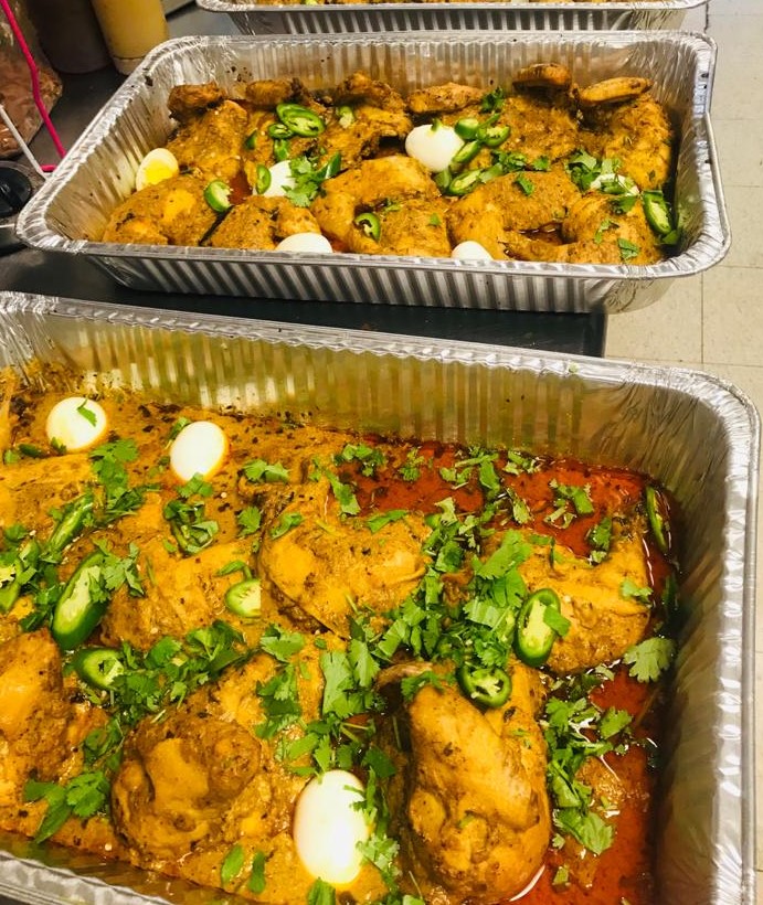 Order Full Murgh-E-Musallam (Signature Dish) with 2 Naan Free (Serves 4) food online from Biryani Pointe store, Lombard on bringmethat.com