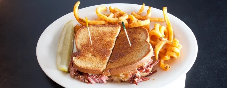 Order Reuben Done Right food online from Ryan Sports Grill store, Fort Collins on bringmethat.com