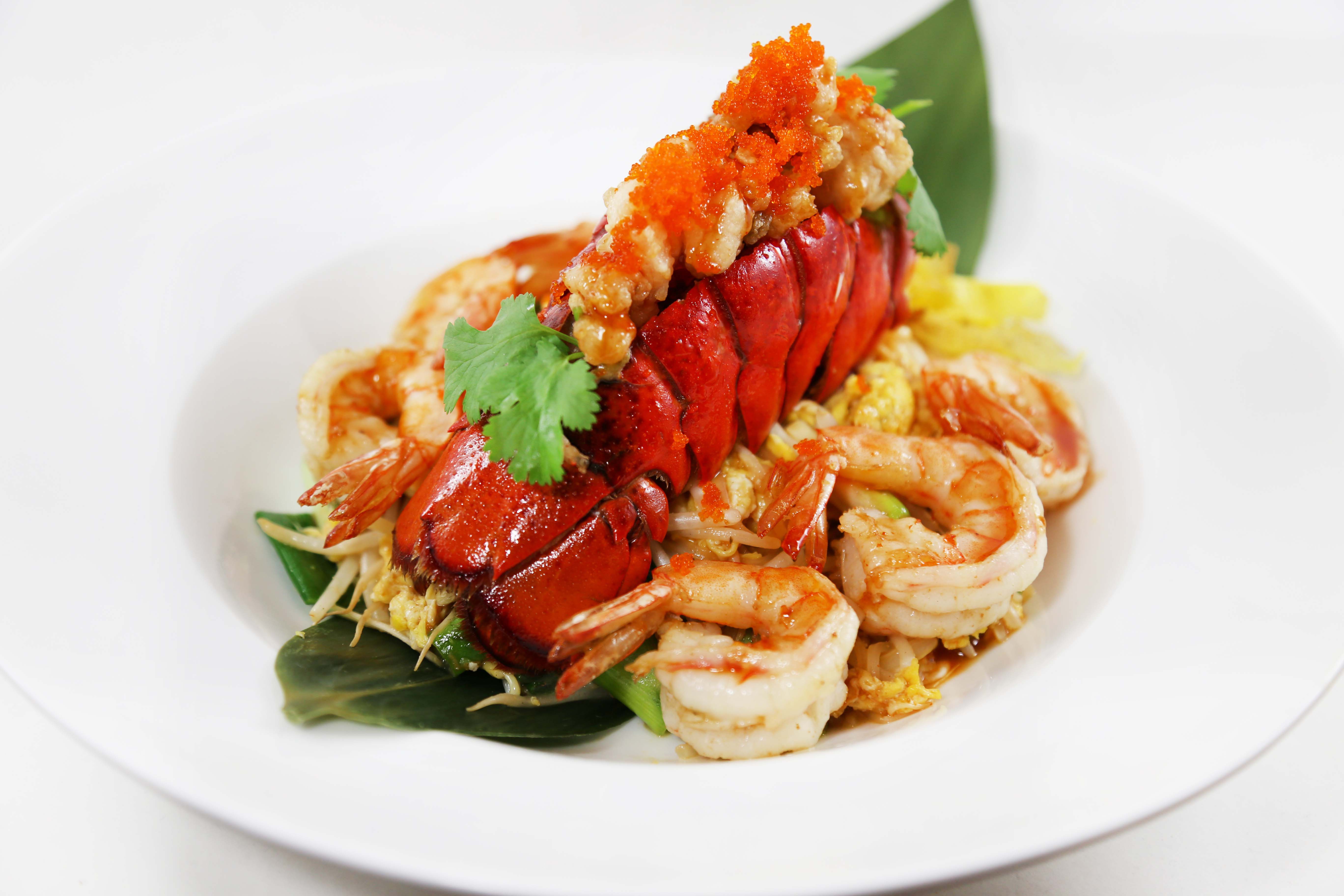Order 104. Lobster and shrimp Pad Thai food online from Eto'O Modern Asian Cuisine store, Chicago on bringmethat.com
