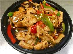 Order Chicken in Garlic Sauce food online from Wok One store, Meadows Place on bringmethat.com