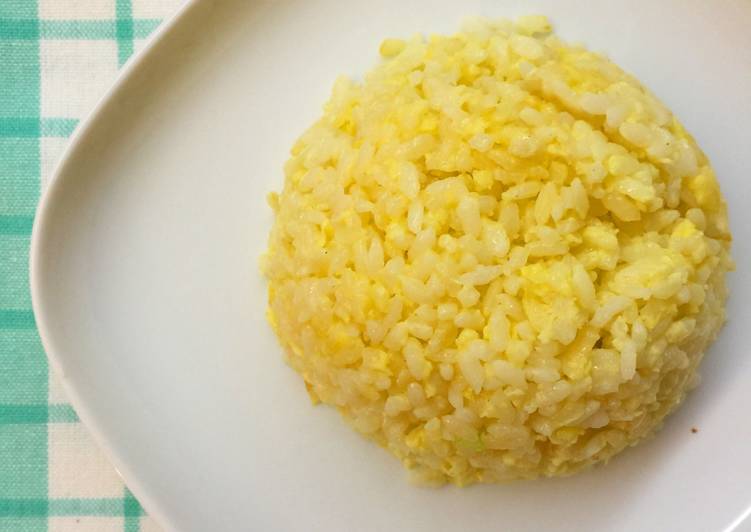 Order Egg Fried Rice food online from Twin dragon Chinese restaurant store, Los Angeles on bringmethat.com