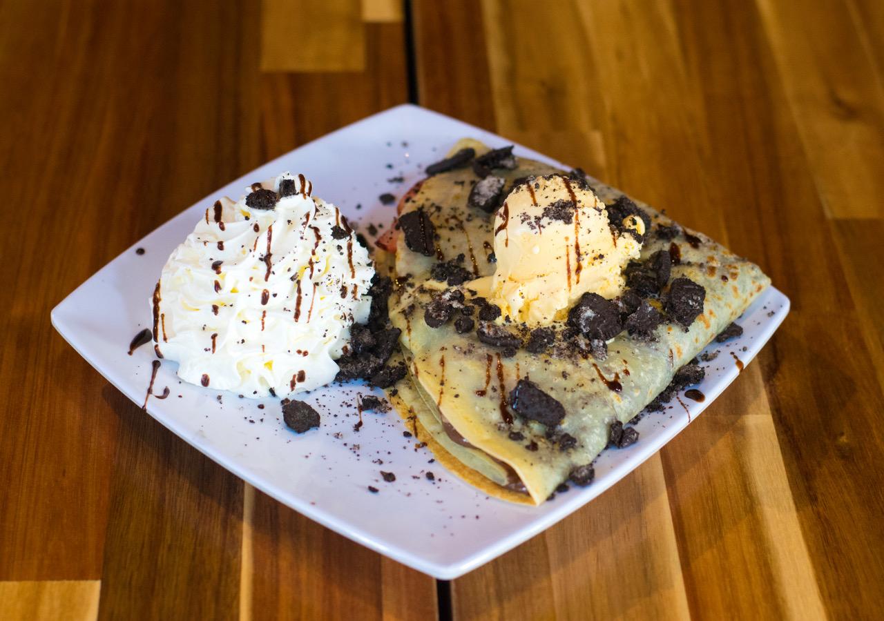 Order Chocolate Delight Crepe food online from Iguana Cafe store, Chicago on bringmethat.com