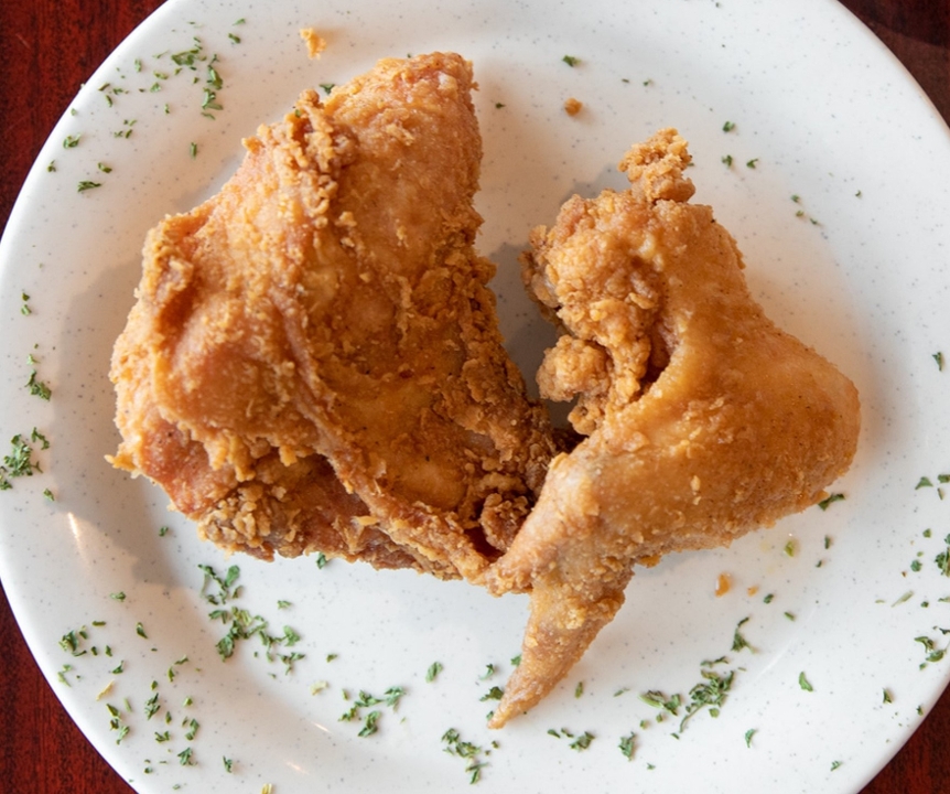 Order FRIED CHICKEN PLATE food online from Gigi Place store, Covington on bringmethat.com