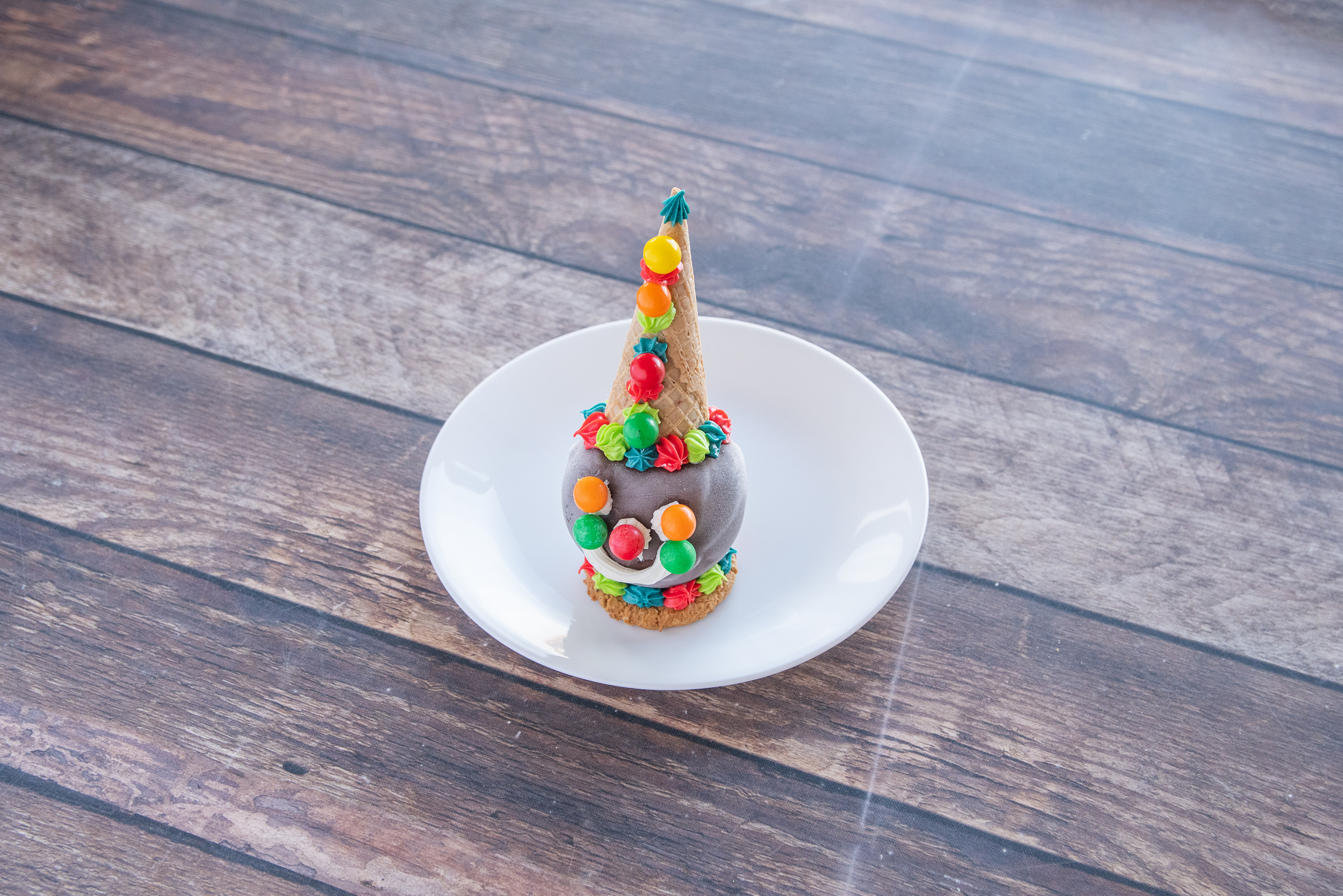 Order Clown Cone food online from Silbermann Ice Cream store, San Rafael on bringmethat.com