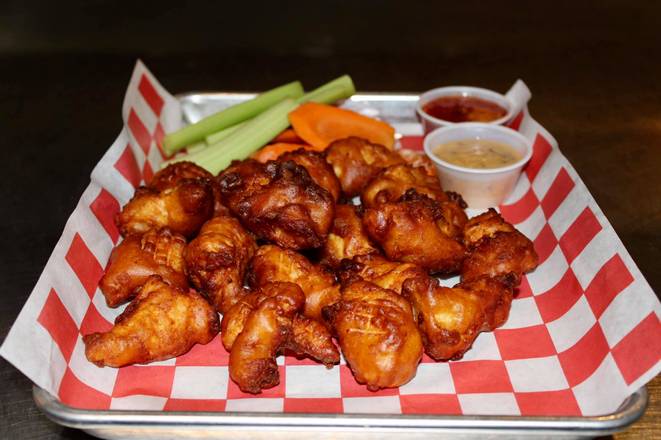 Order Boneless Wings food online from Throwback Sports Bar store, St Charles on bringmethat.com