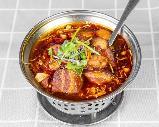 Order Chinese Braised Pork food online from Tea 'n' Bowl store, Cincinnati on bringmethat.com