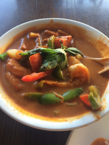 Order 91. Gangkua Sapparod Curry food online from Nine & Nine Thai Kitchen store, Pasadena on bringmethat.com