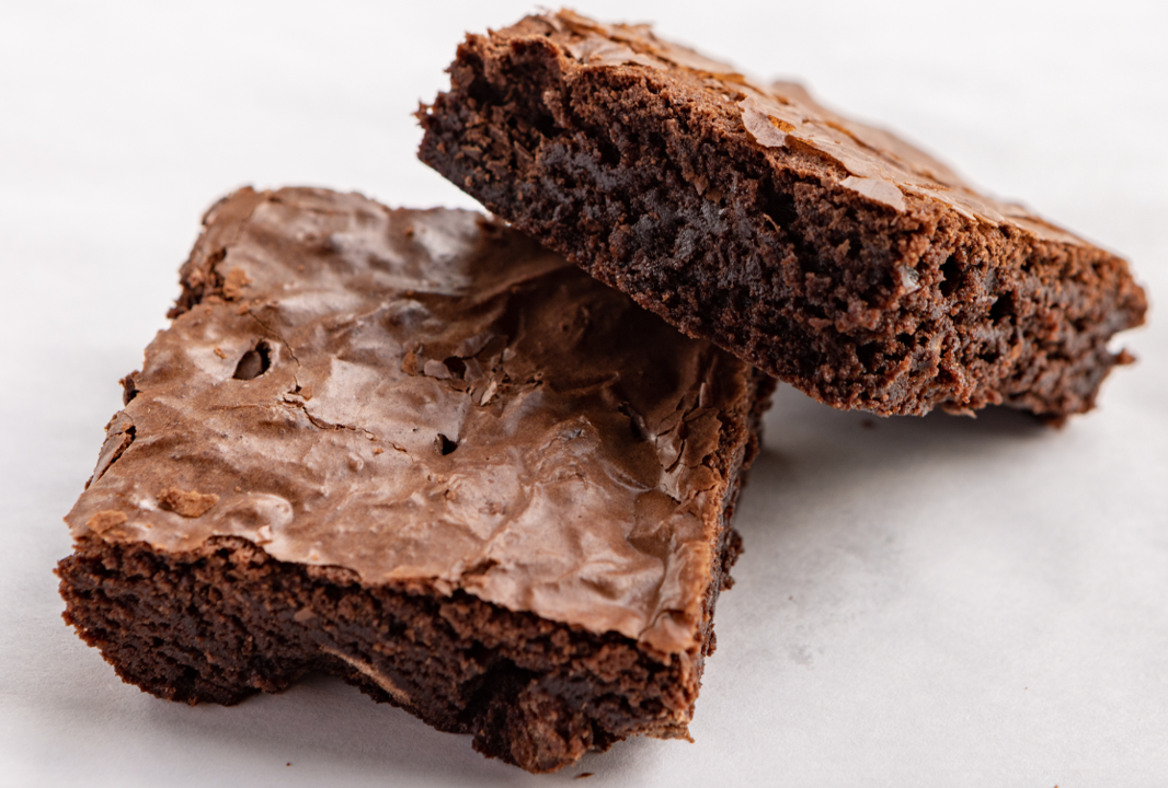 Order FOUR BROWNIES SPECIAL food online from Head West Subs store, Springfield on bringmethat.com