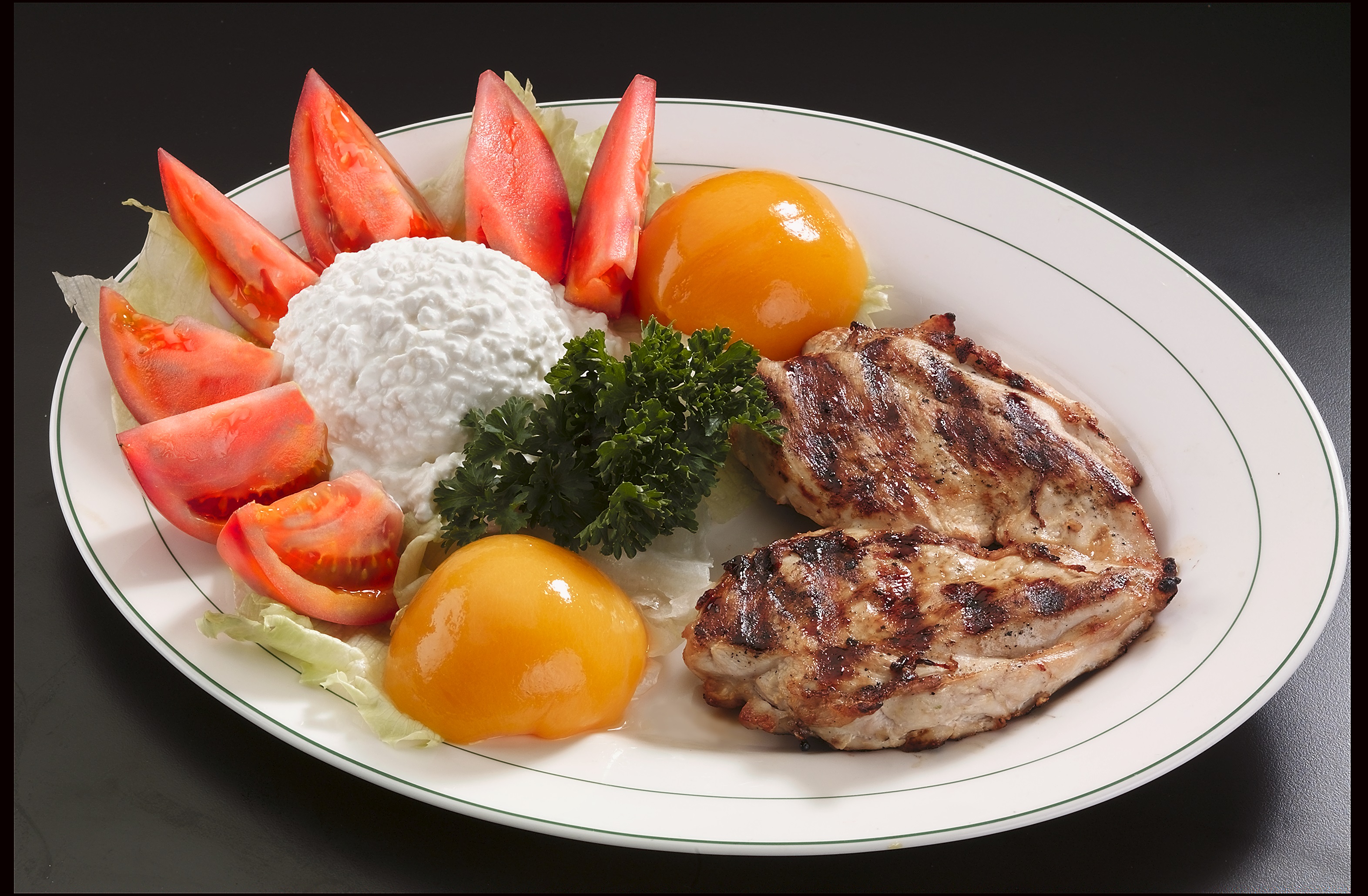 Order Broiled Breast of Chicken Diet food online from Astro Diner store, Los Angeles on bringmethat.com