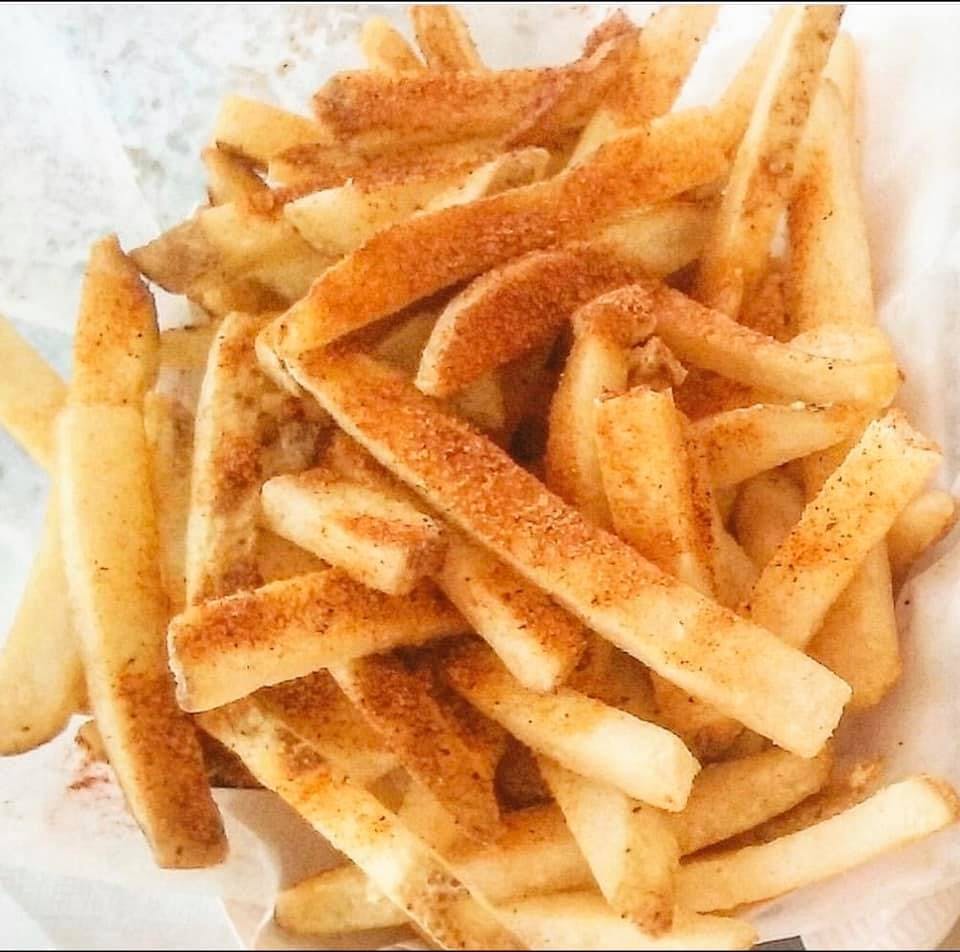 Order French Fries - Appetizer food online from Diamond Pizza and Grill store, Philadelphia on bringmethat.com