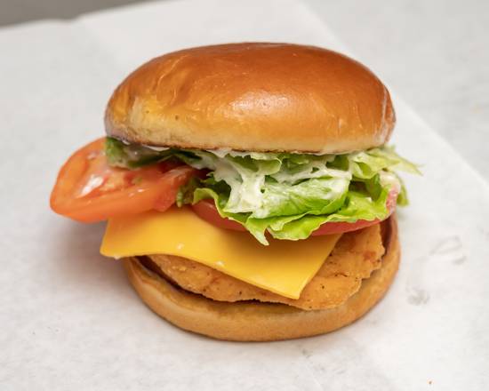 Order Chicken Breast Sandwich food online from Chillie's Deli store, Cleveland on bringmethat.com