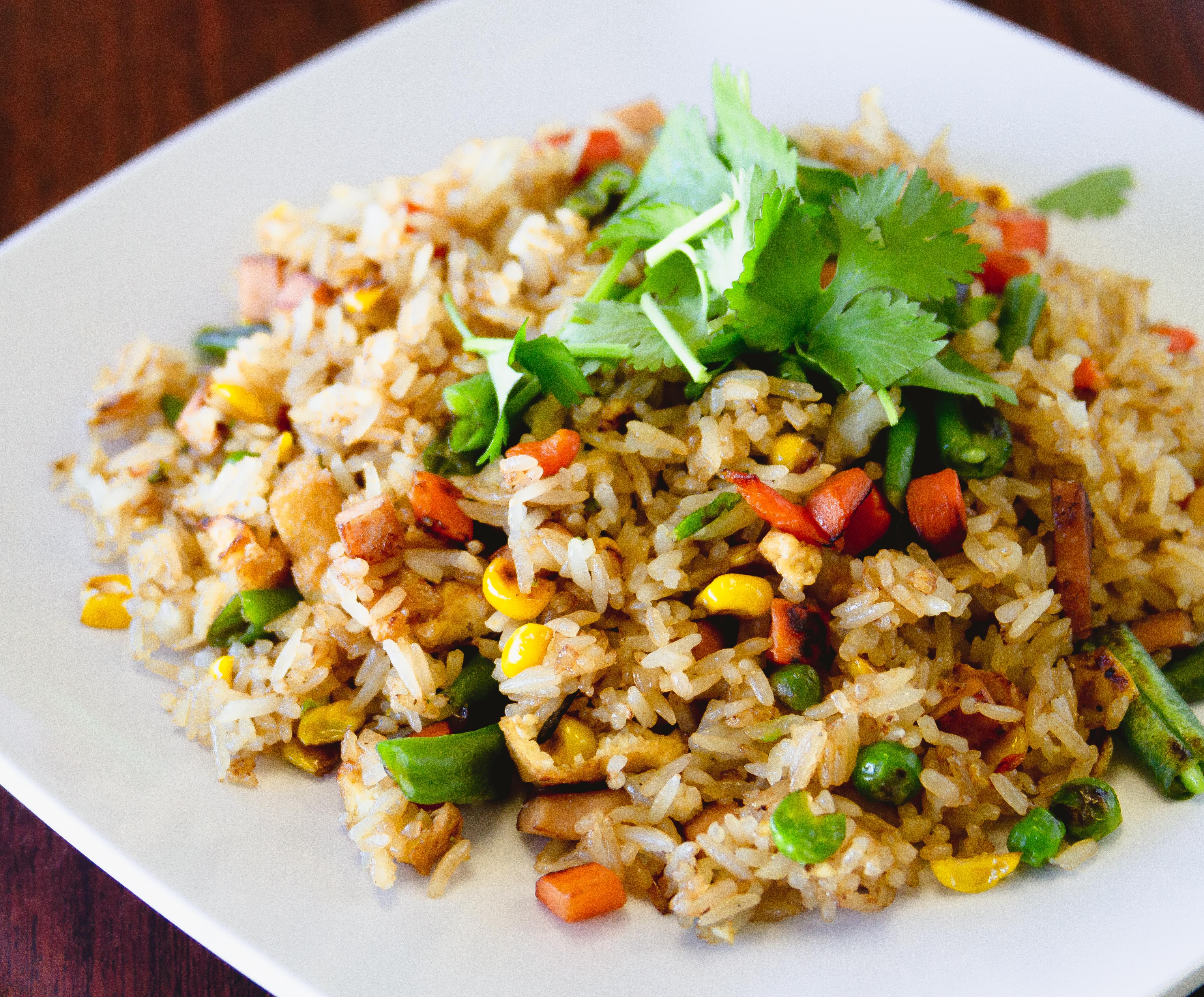 Order Tofu Fried Rice (Vegan) food online from Thanh Tinh Chay store, San Diego on bringmethat.com