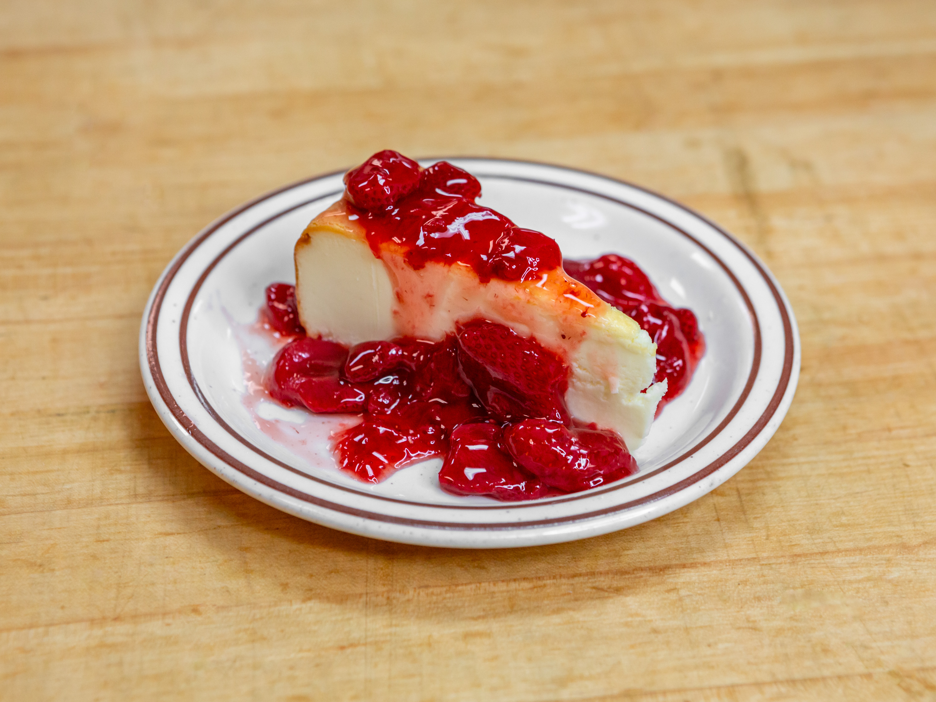 Order Cheesecake food online from Guidos Pizza store, Anchorage on bringmethat.com