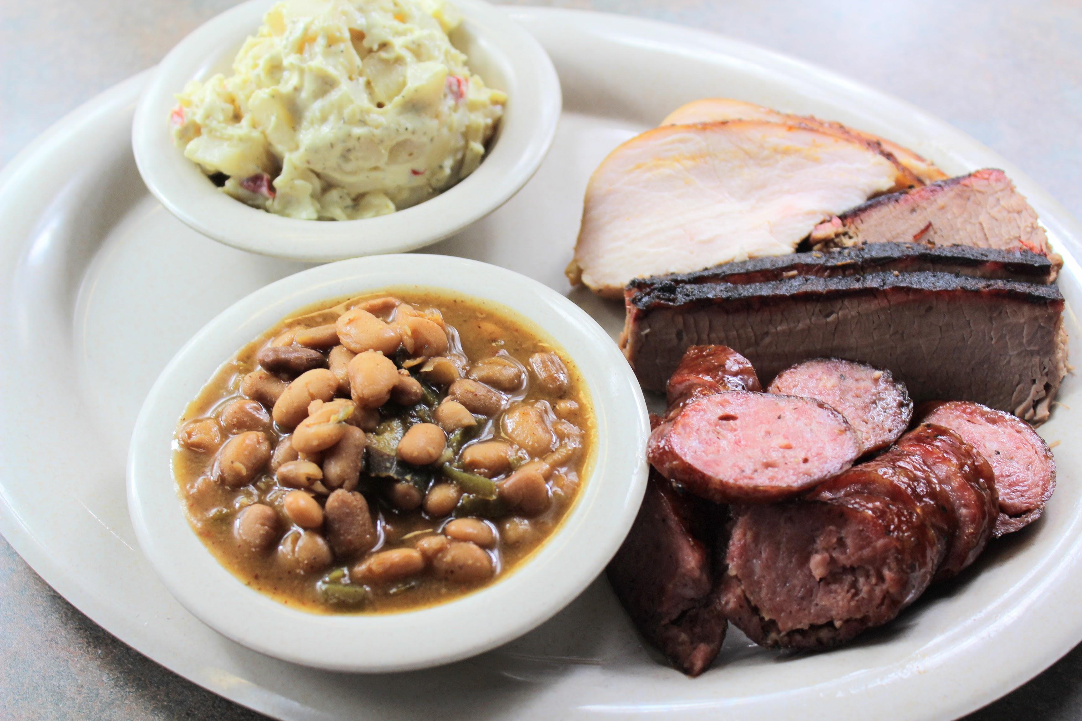 Order 3 Meat Plate food online from Mckenzie's Barbeque store, Conroe on bringmethat.com