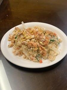 Order Crab Fried Rice food online from Chillin Thai Cuisine store, El Monte on bringmethat.com
