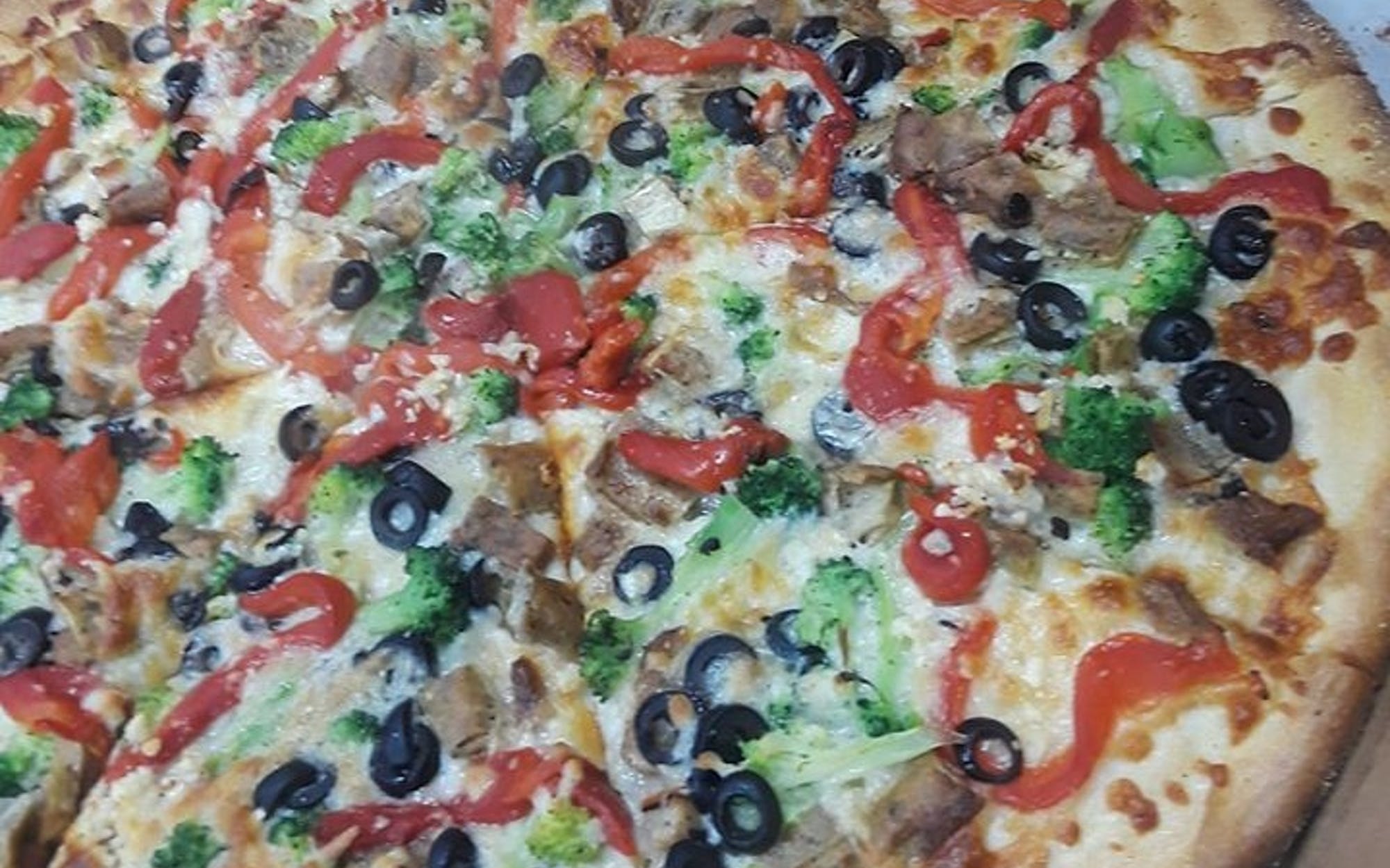 Order Veggie Pizza food online from Paisanos Pizza store, Monroe on bringmethat.com