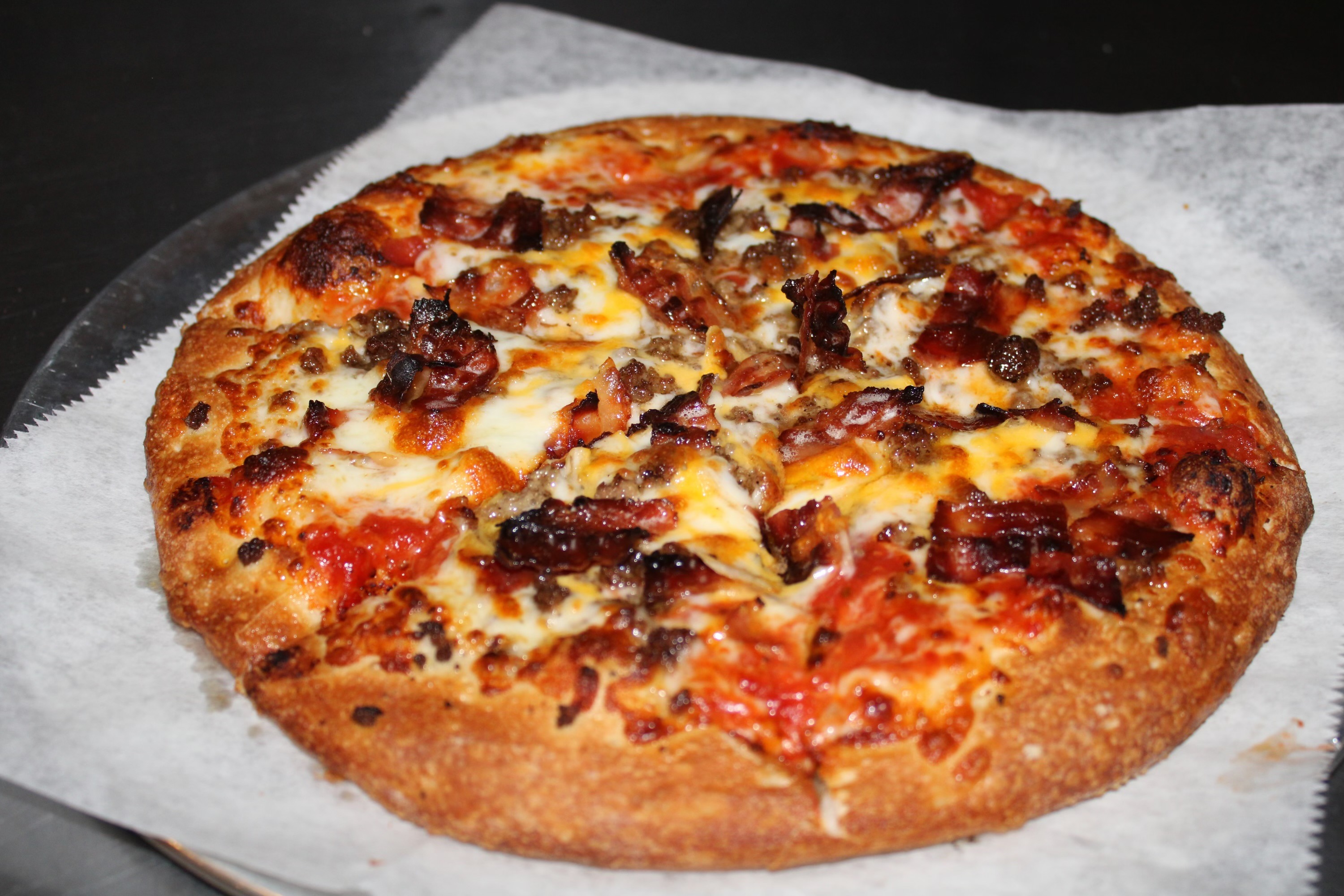 Order Bacon Cheeseburger food online from Pizza King store, Millsboro on bringmethat.com
