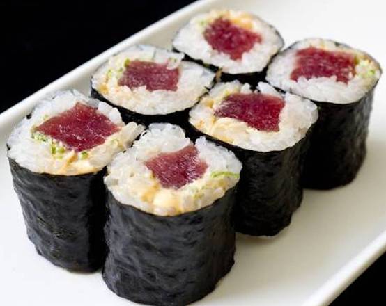 Order Spicy Tuna Roll food online from Maneki Neko Express store, Arlington on bringmethat.com