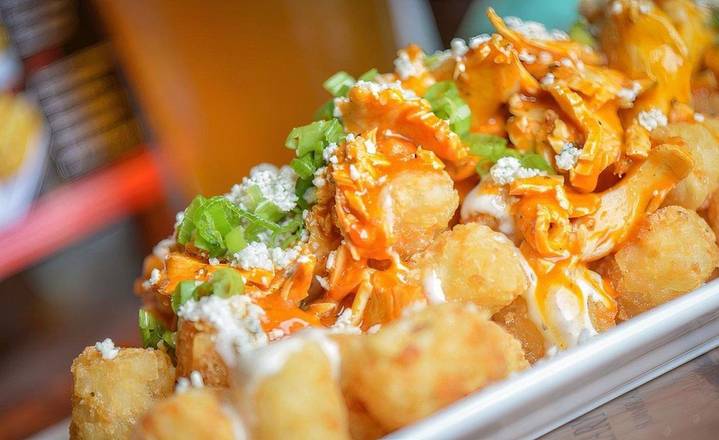 Order Buffalo Chicken Tot Chos food online from Cold Beers & Cheeseburgers store, Phoenix on bringmethat.com