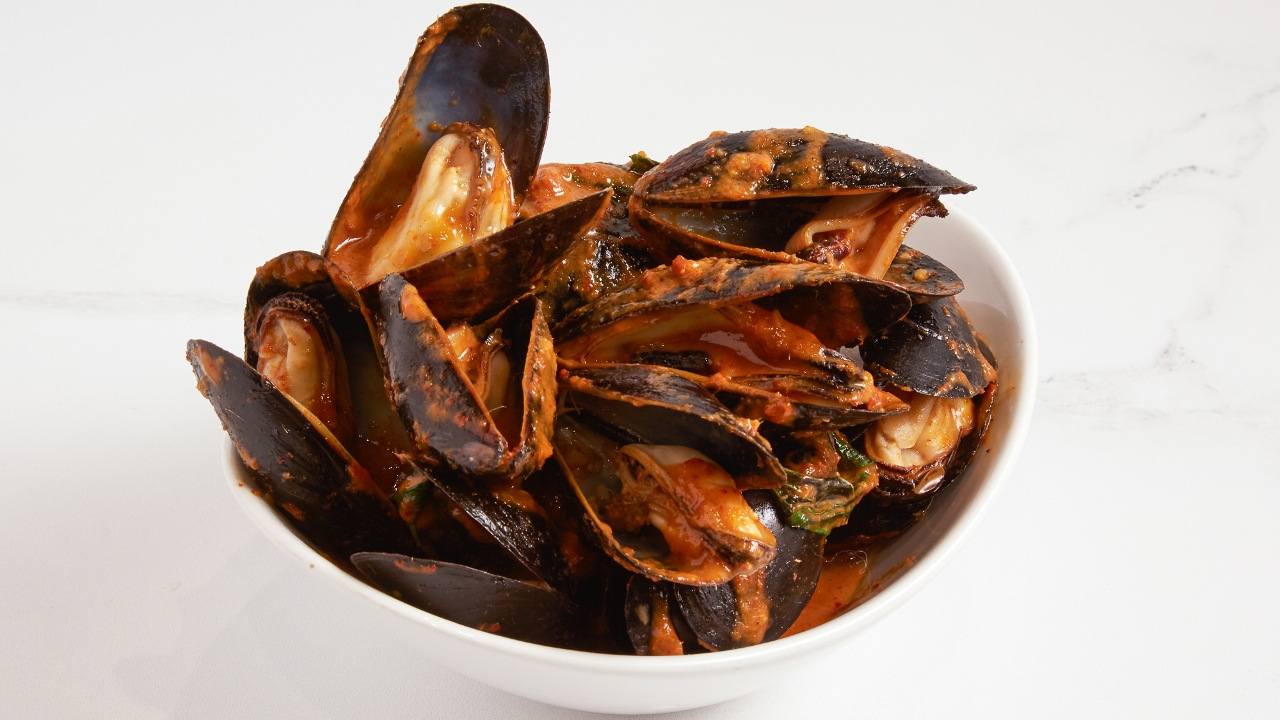 Order Curry Mussels food online from Yoki store, Medford on bringmethat.com