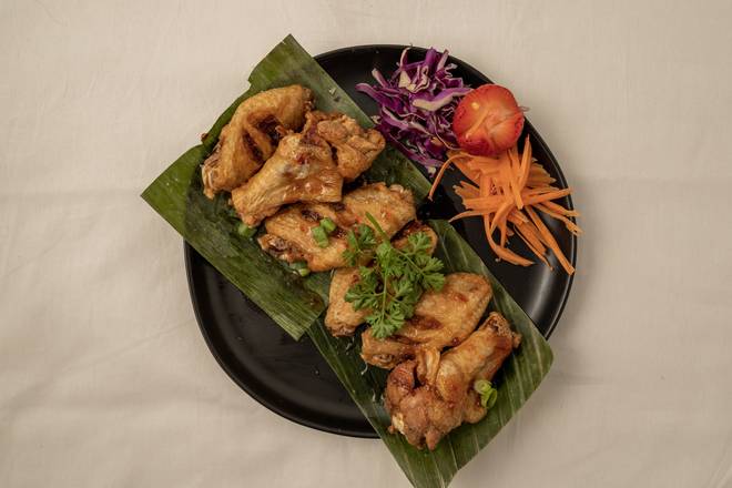 Order Shaken Wings food online from Riceberry Thai Kitchen store, Upland on bringmethat.com