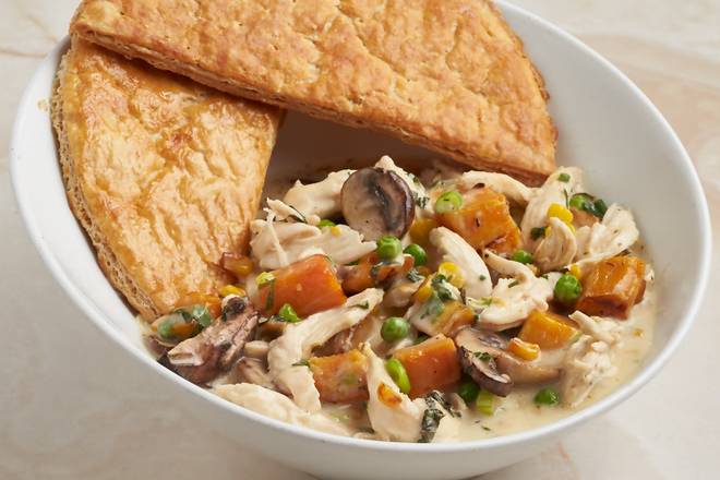 Order Allen Farms Roasted Chicken Pot Pie food online from Silver Diner store, Rockville on bringmethat.com