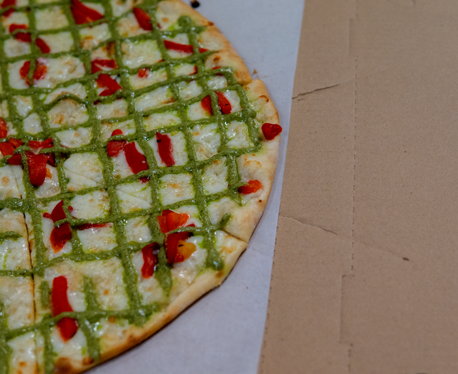 Order Pesto Menu Pizza food online from Speederia Pizzeria store, Redwood City on bringmethat.com