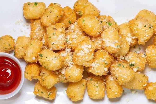 Order Tater Tots food online from North Sea Tavern store, Southampton on bringmethat.com