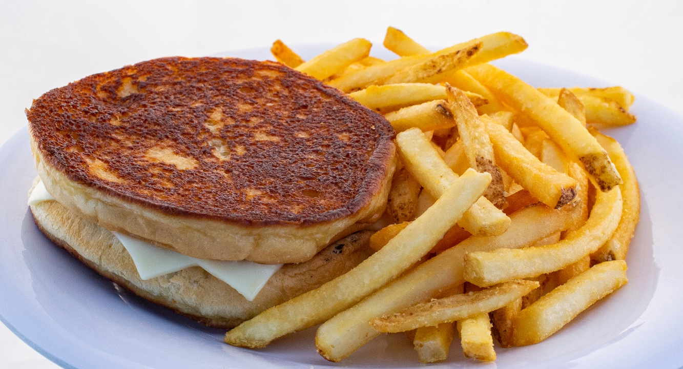 Order Kids Grilled Cheese food online from American Burger Co store, Charlotte on bringmethat.com