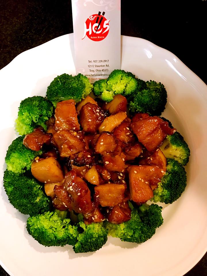 Order Sesame Chicken food online from He5 Asian Bistro store, Troy on bringmethat.com