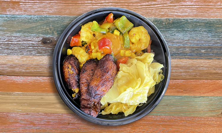 Order CURRY SHIRMP BOWL food online from Irie Jamaican Kitchen store, Cleveland on bringmethat.com
