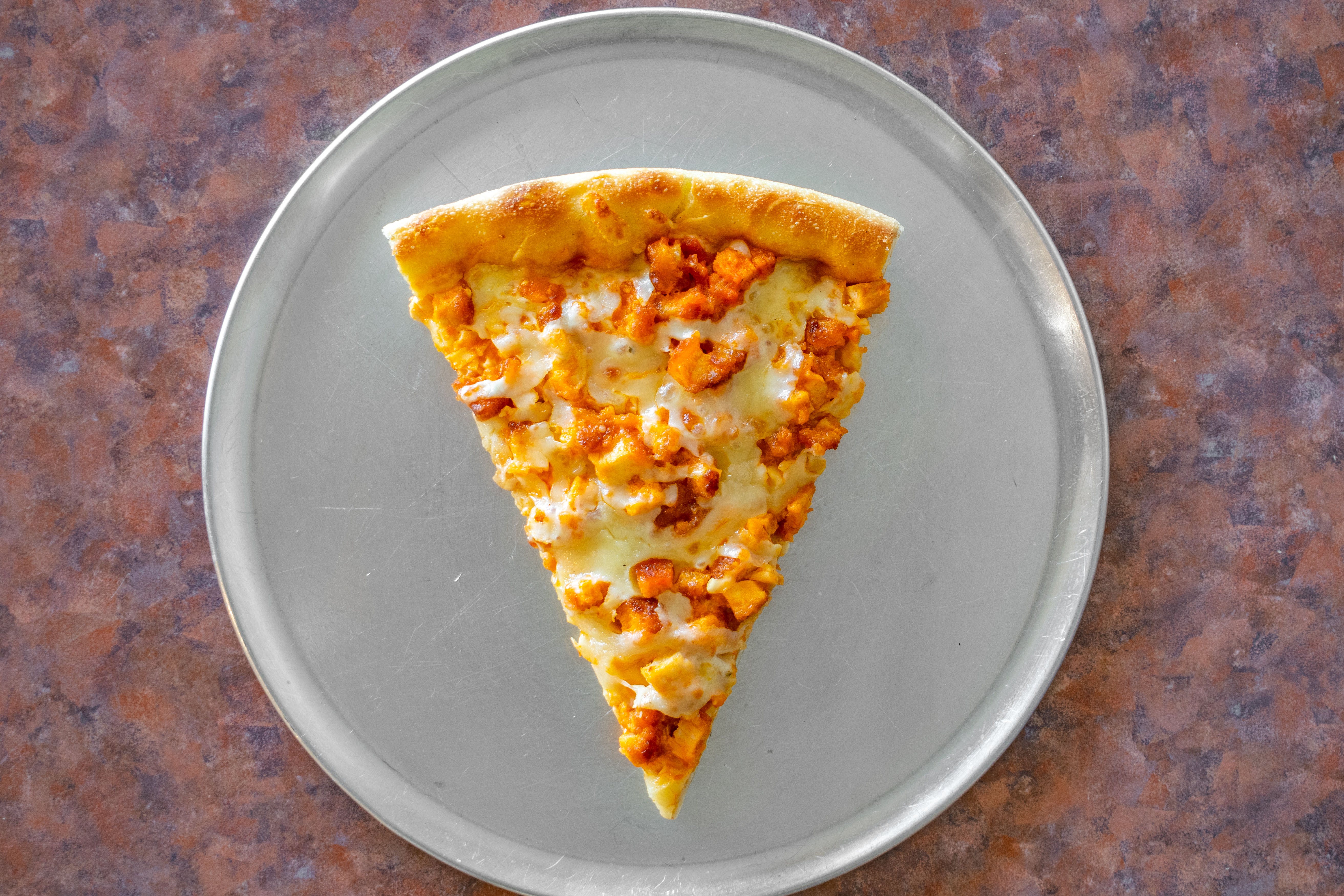 Order Buffalo Chicken Pizza - Medium 14" food online from Mama Gourmet Pizza store, Roselle on bringmethat.com