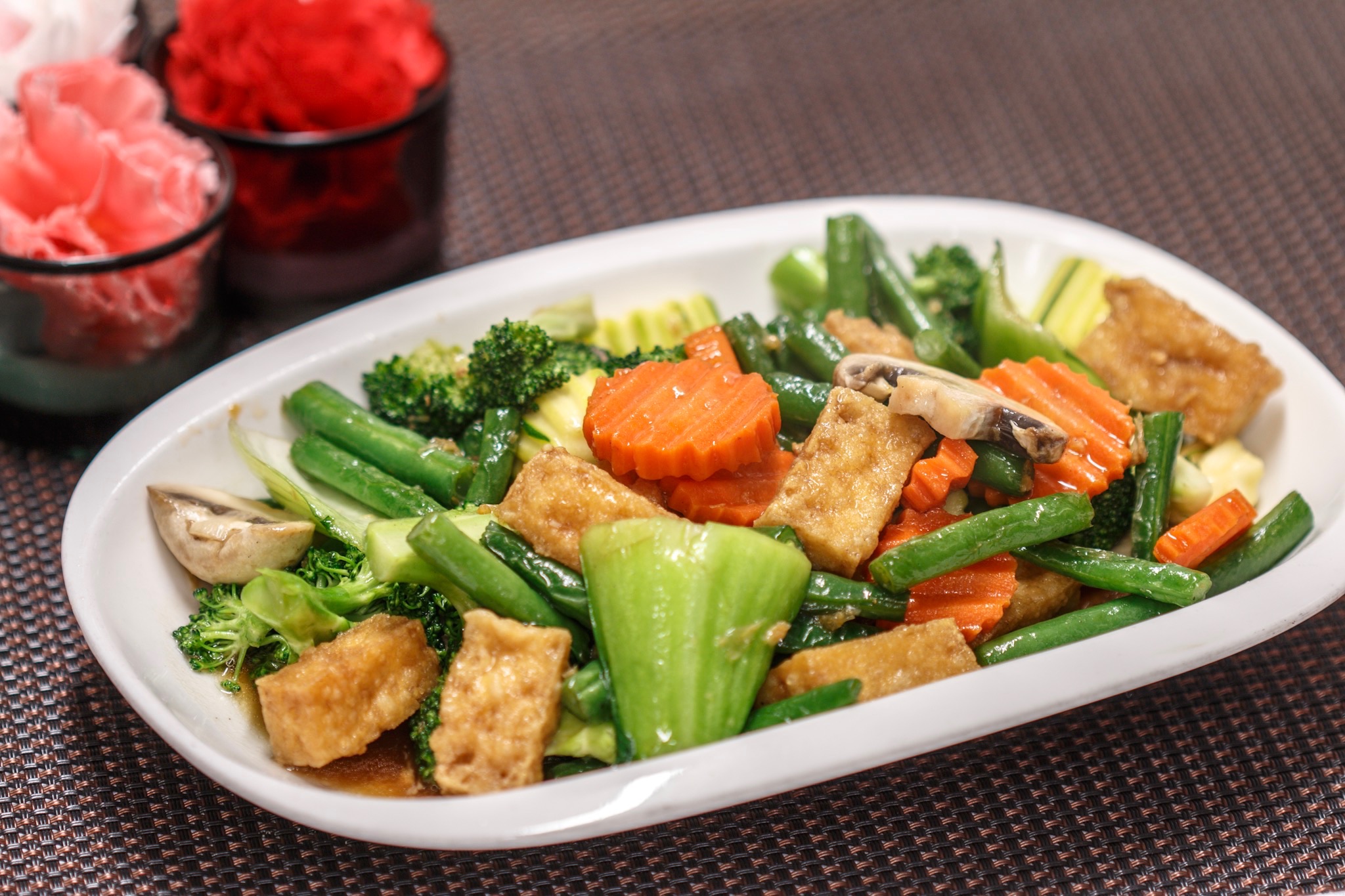 Order Mix Veggie food online from Up 2u Thai Eatery store, Alameda on bringmethat.com