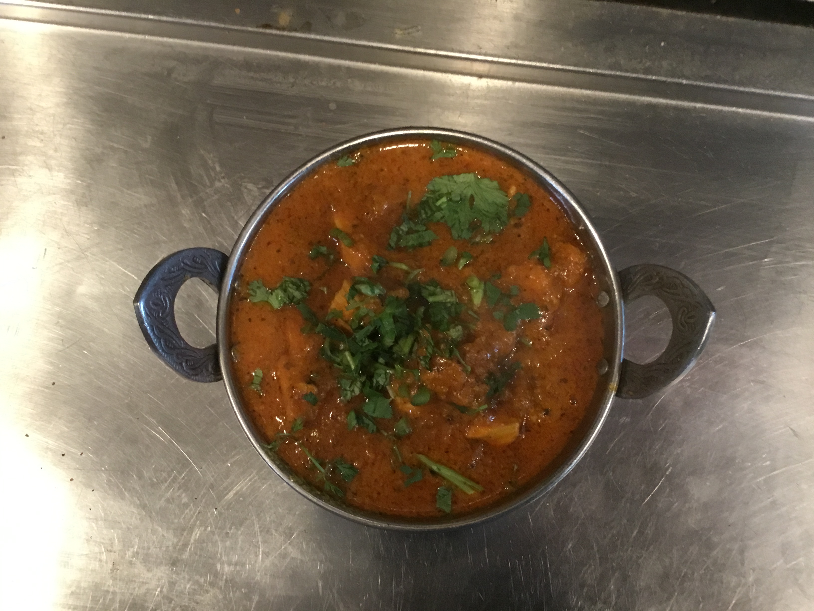 Order 52. Chicken Curry Special food online from Kohinoor dhaba store, Arlington on bringmethat.com