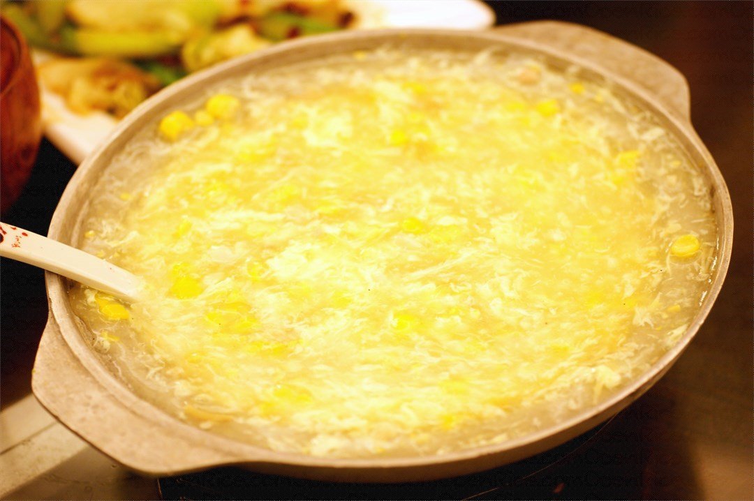 Order Chicken& Sweet Corn Soup    雞蓉玉米羹 food online from Dim Sum Club store, San Francisco on bringmethat.com