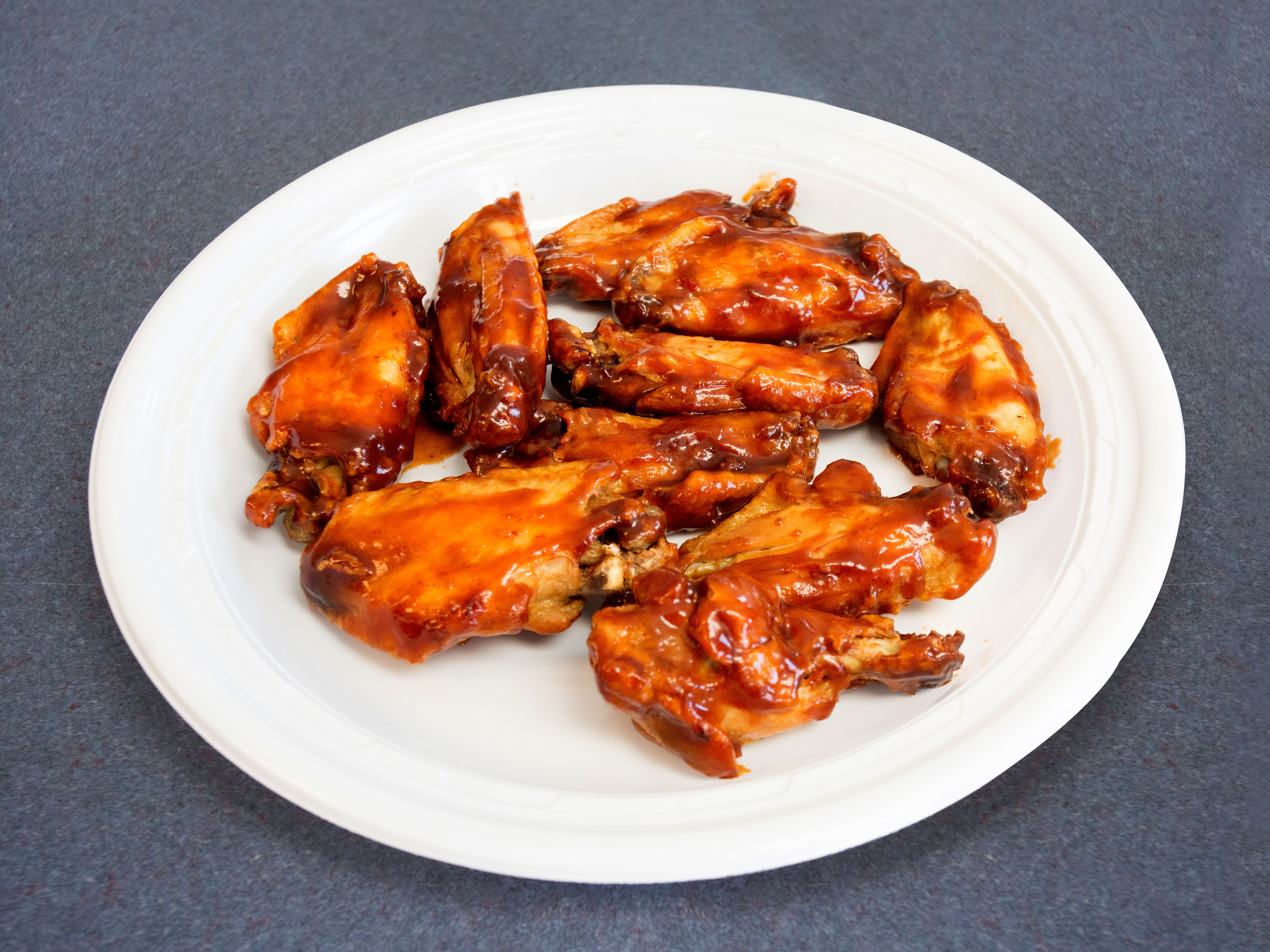 Order Traditional Wings food online from Aurora's Pizzeria store, Chicopee on bringmethat.com