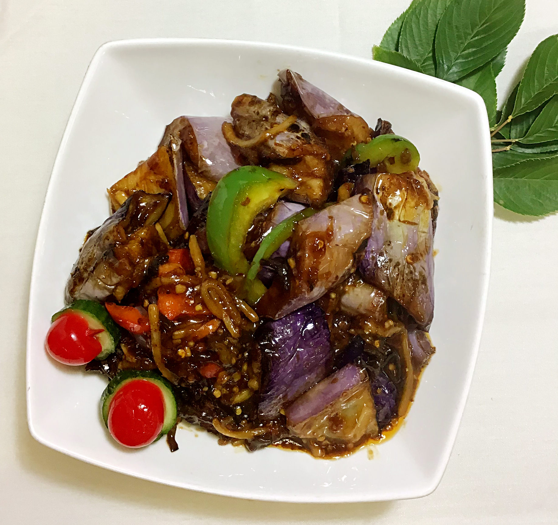 Order Eggplant with Spicy Garlic Sauce 魚香茄子 food online from Win Garden store, San Francisco on bringmethat.com
