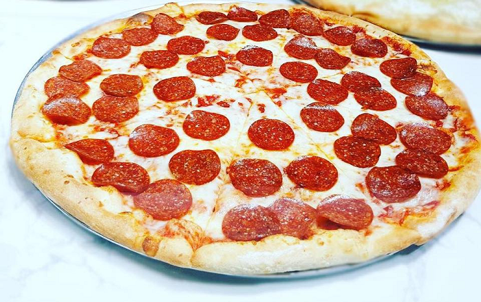 Order PEPPERONI PIE  food online from Uptop Pizzeria store, Newark on bringmethat.com