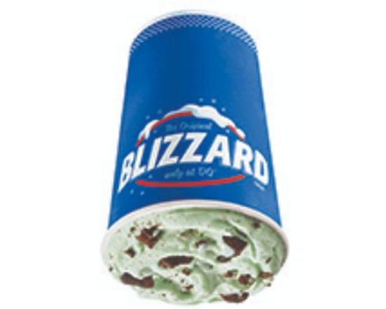 Order Girl Scout Thin Mints® Blizzard® Treat food online from Dairy Queen Grill & Chill store, Indianapolis on bringmethat.com