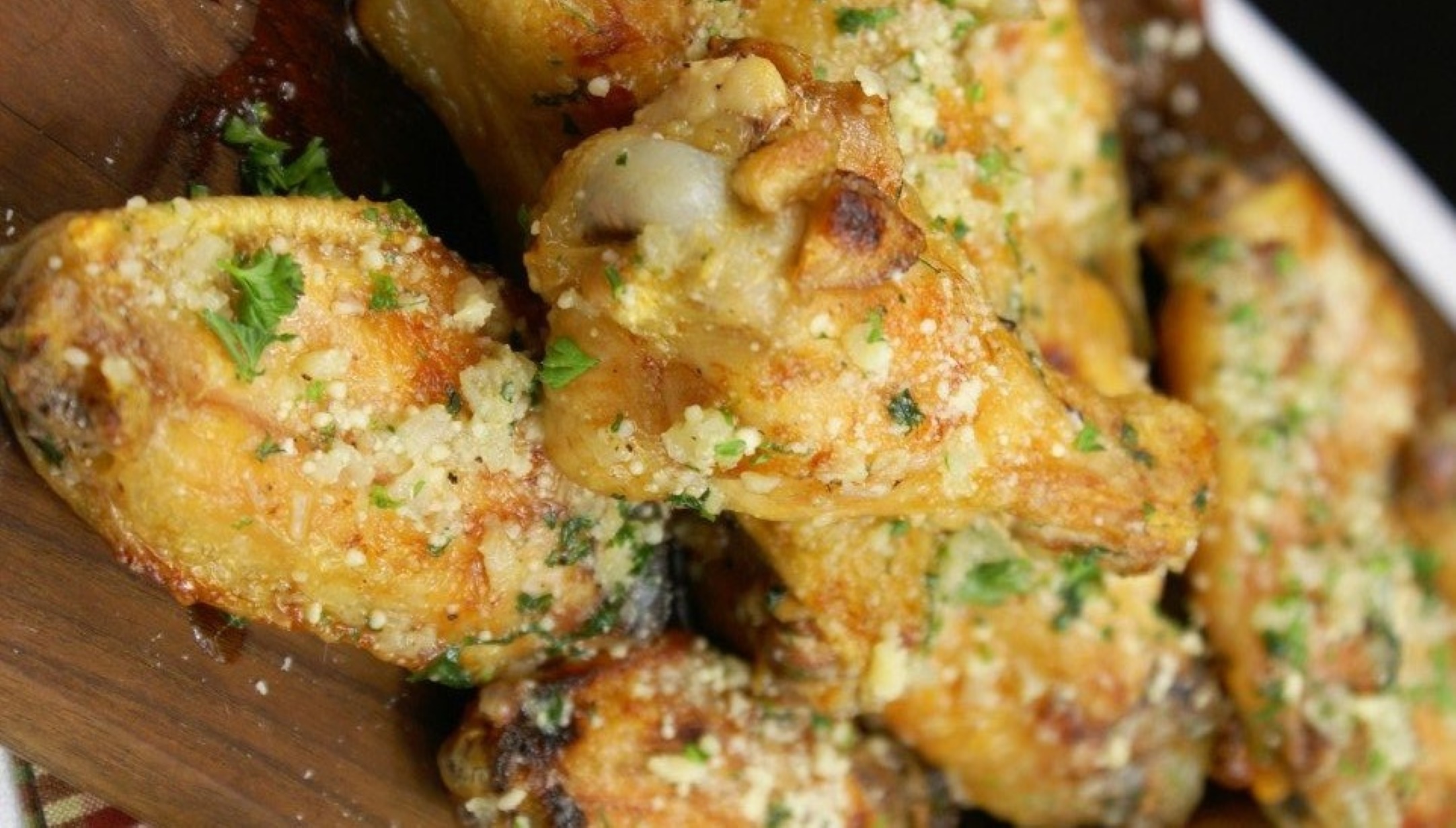 Order Wings- Garlic Parmesan food online from Fatty Magoos Bar & Eatery store, Bolingbrook on bringmethat.com