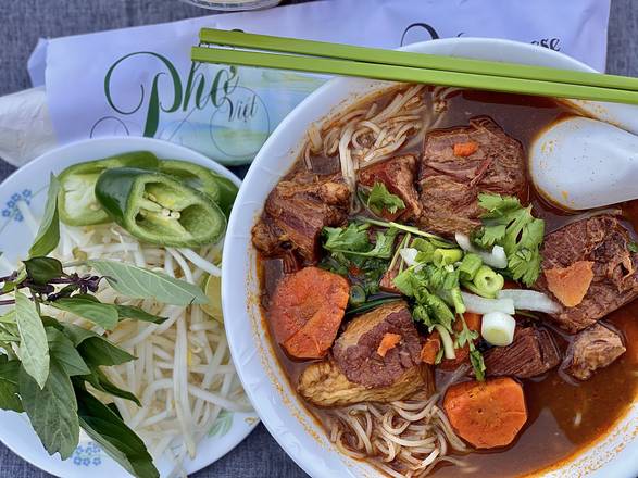 Order 50. Beef Stew Soup w/Rice Noodle food online from Pho Viet store, San Jose on bringmethat.com