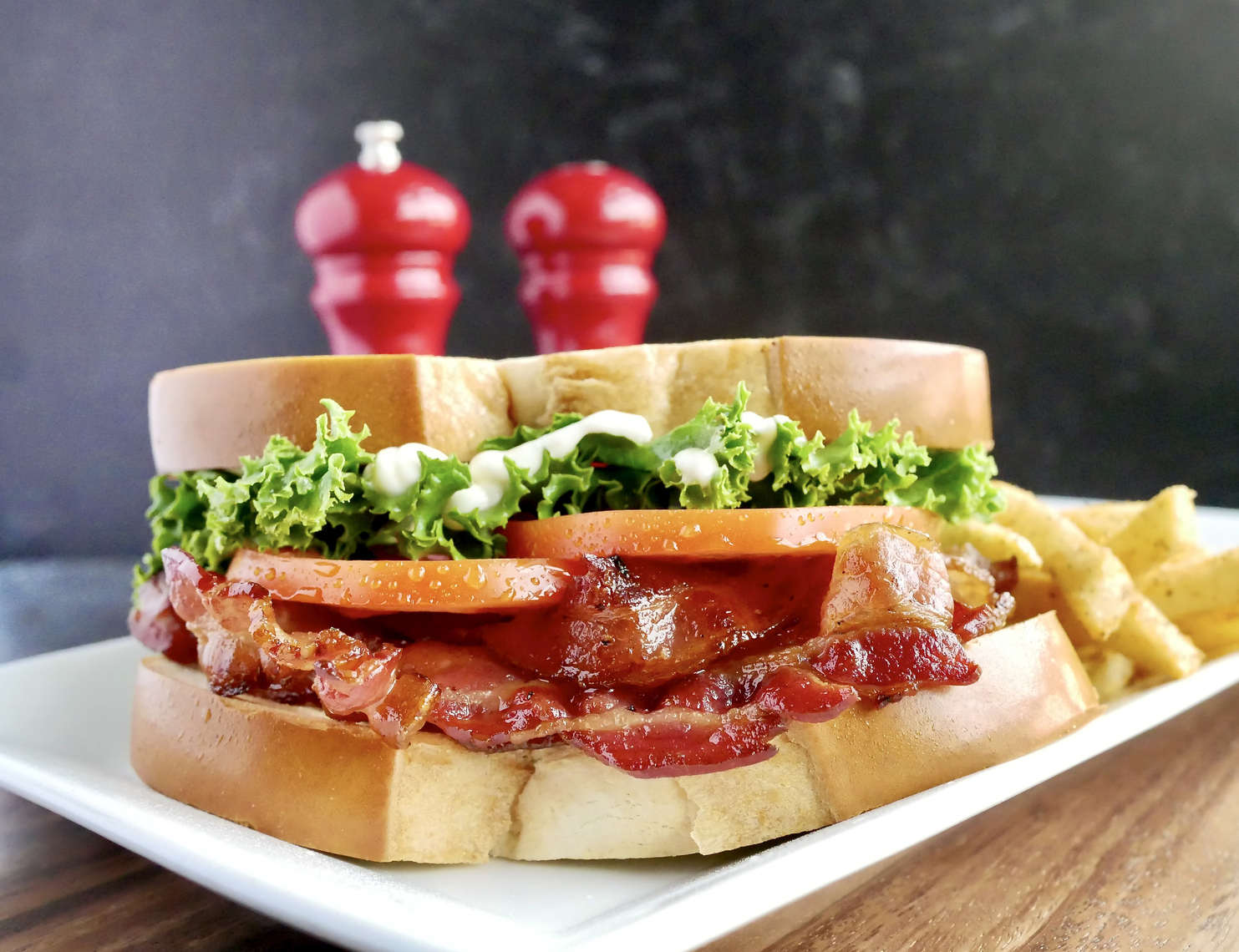 Order BLT food online from Kocky Bar & Grill store, Fresno on bringmethat.com