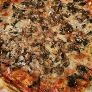 Order Mushroom Pizza food online from Reggio Pizzeria store, Union on bringmethat.com