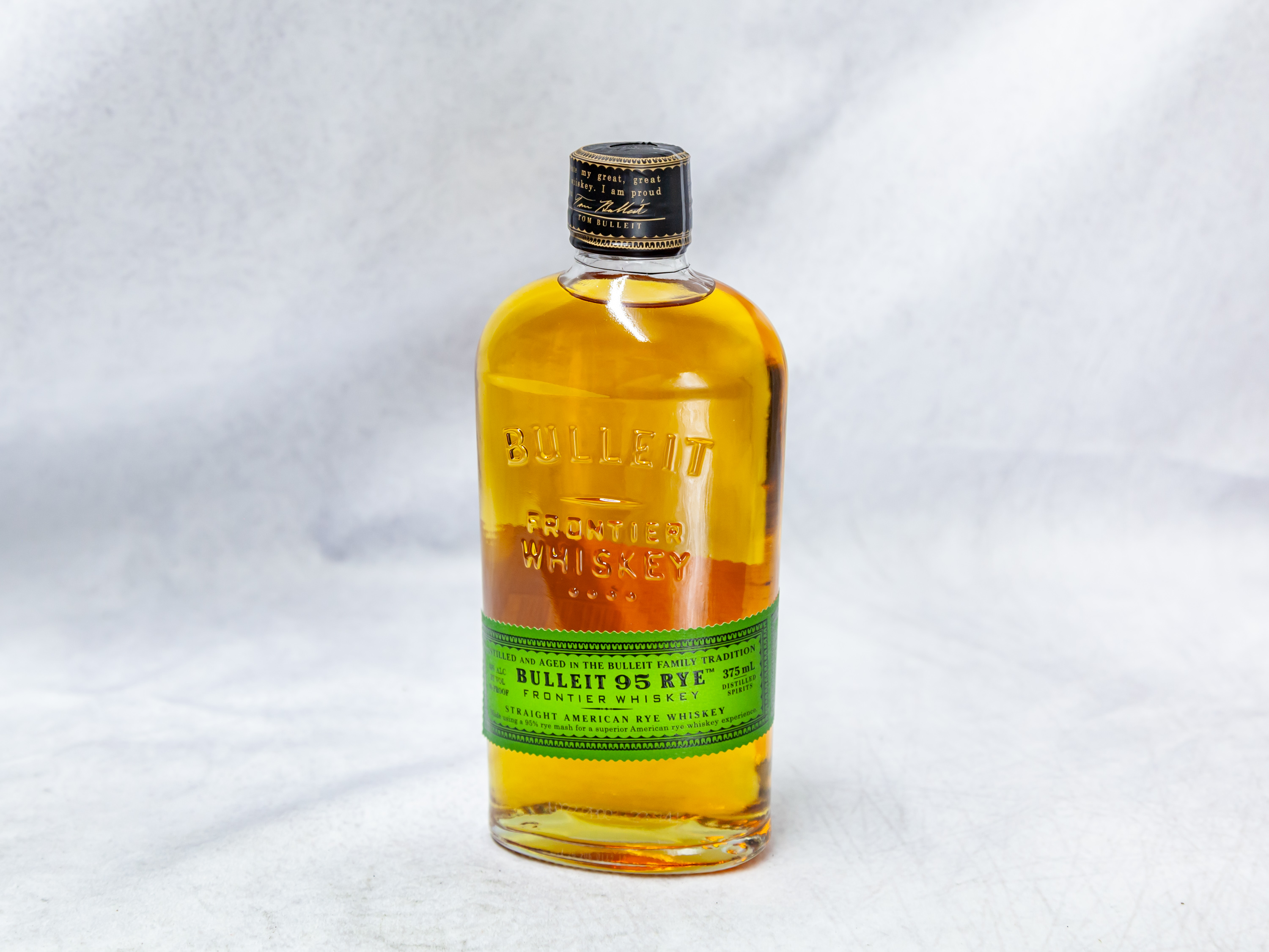Order 750 ml. Bulleit Bourbon Rye  food online from Gallaghers Drive-In Liquor store, Oakland on bringmethat.com