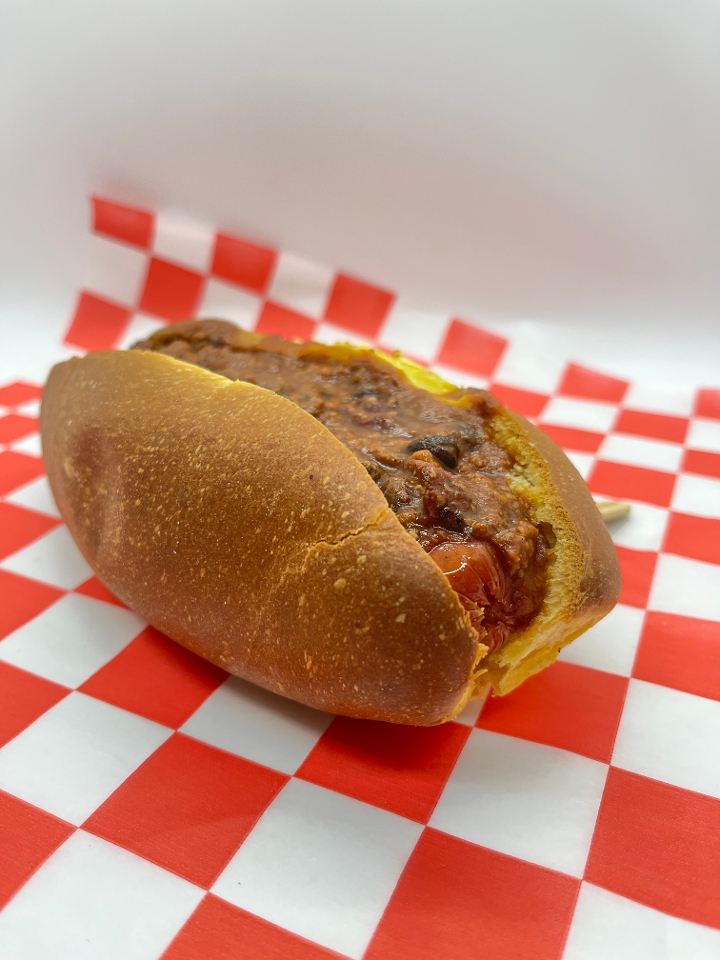 Order Chili Dog food online from The Canteen store, Brooklyn on bringmethat.com