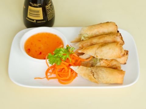 Order Crispy Roll food online from Thai Cafe store, Lynn on bringmethat.com