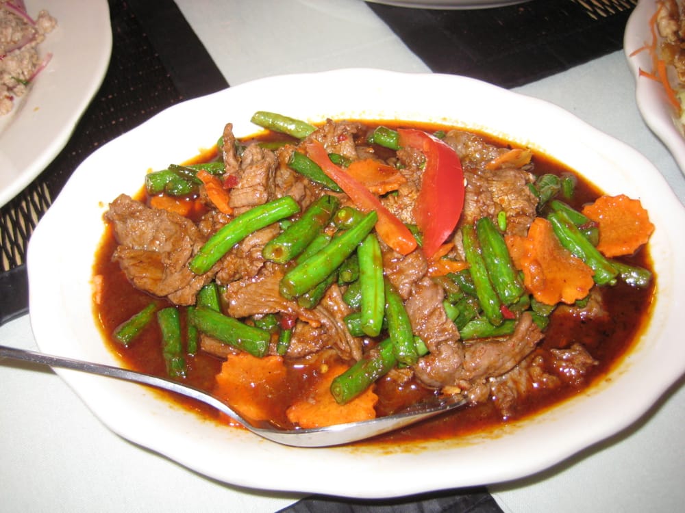 Order 10. Pad Prik Khing A La Carte food online from Thai Chili Restaurant store, Orange on bringmethat.com