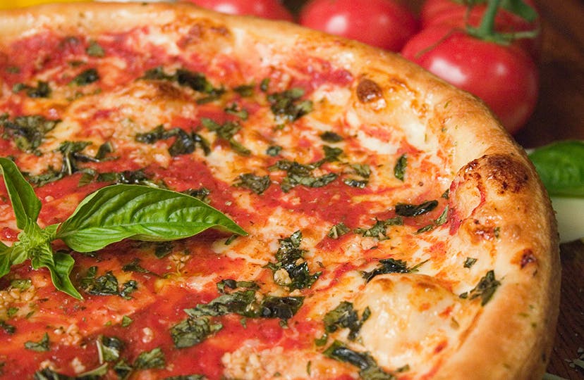Order Margherita Pie - 18" food online from NYPD Pizza store, Orlando on bringmethat.com