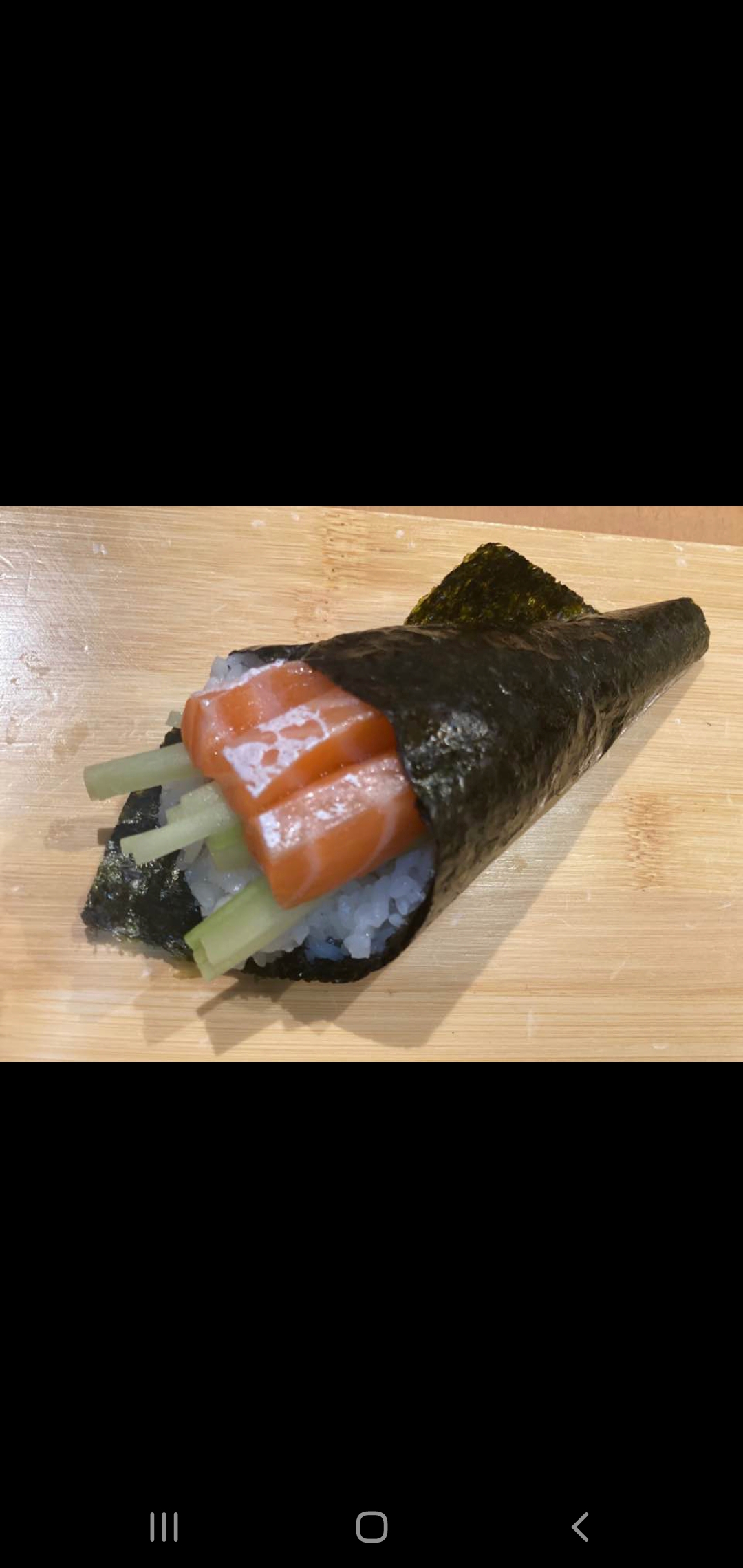 Order Salmon Hand Roll food online from Kiku Sushi store, Los Angeles on bringmethat.com